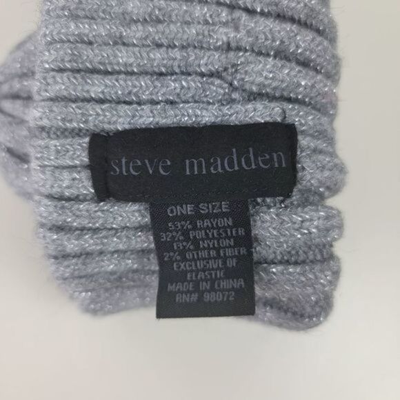 Steve Madden gray silver beanie one size - Picture 4 of 5